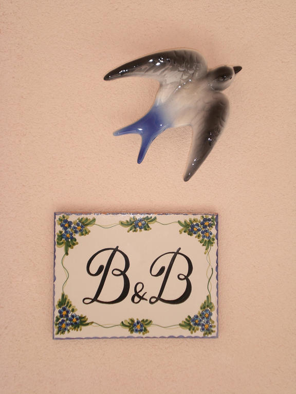 B&B Cav Rondinella Chiavenna Habitación foto