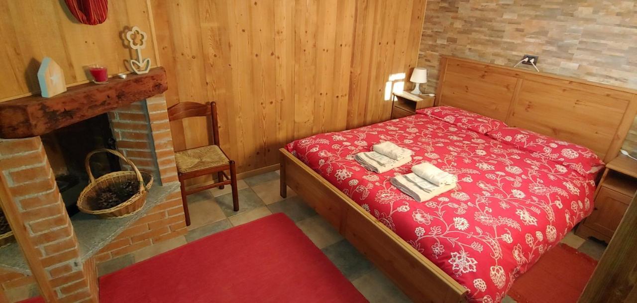 B&B Cav Rondinella Chiavenna Exterior foto